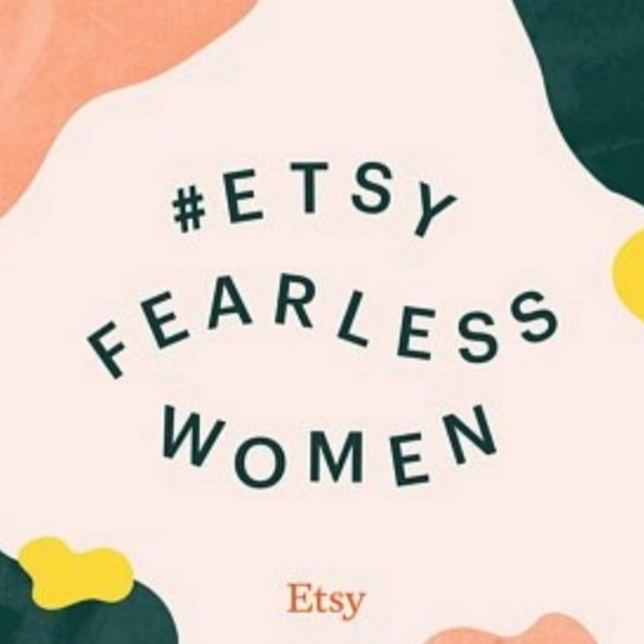 Meet your Posher, Ellen. https://www.instagram.com/ellensjewelrytreasurechest?ig - Picture 14 of 16